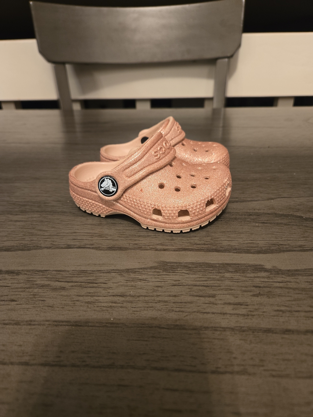 Crocs Toddler Girl's Classic Glitter Clog Quartz Size C 4